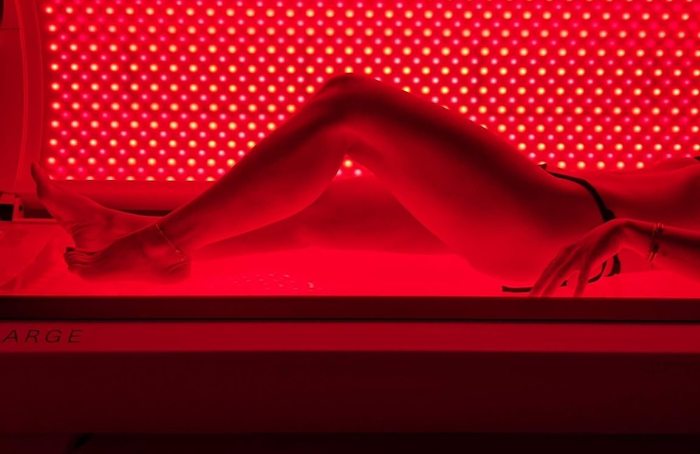 Red. House of Collagen Constructor Alumni